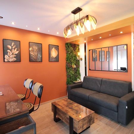 Luxury Studio, Rez De Chaussee, Parking Prive Video Surveillance, Canape Haute Qualite Convertible Couchage 2 Personnes, Centre Ville Proche, Restaurant, Boulangerie 2 Minutes A Pied, Terrasse - 800Metre Carre De Terrain - Gere Par Presta-Zen'Service 베르됭쉬르뫼즈 외부 사진